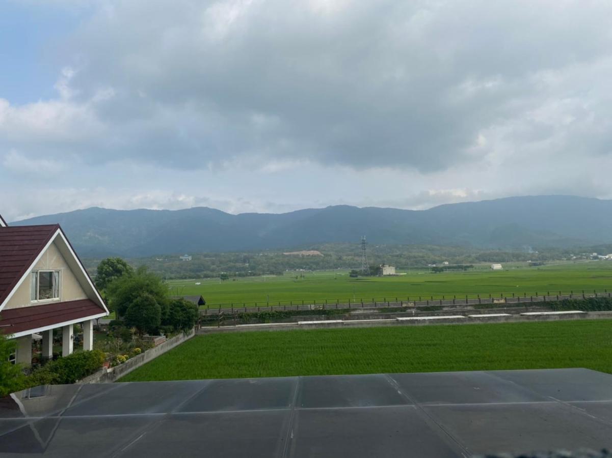 Holiday Homestay Chishang Exteriör bild